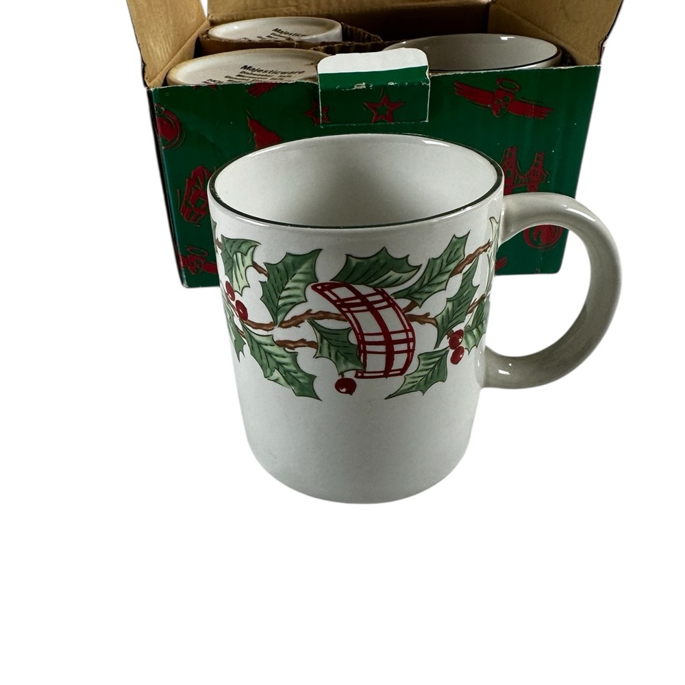 Holiday Ribbon Vintage Set of 4 Ceramic Christmas Mugs Dist.by Mervyn’s - Picture 5 of 16